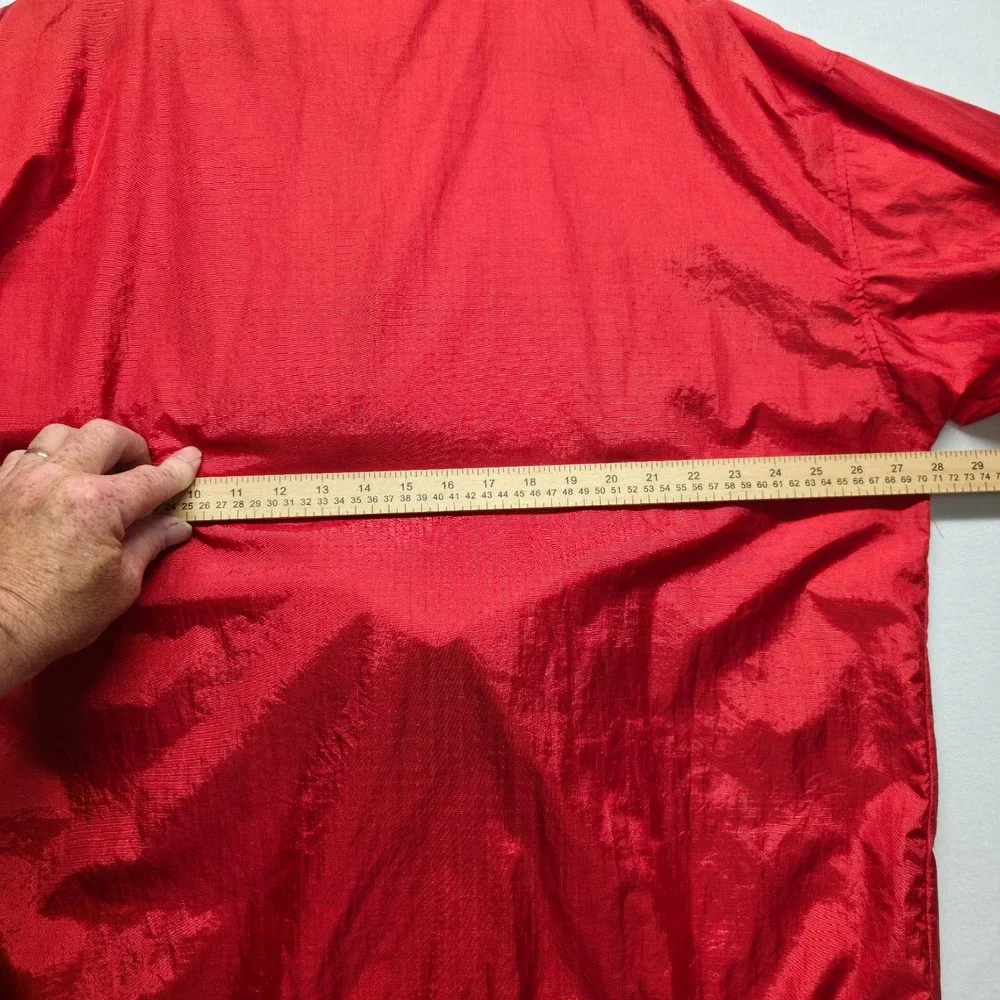 Vintage‎ Marlboro Unlimited Packable Hooded Windbreaker Size Medium